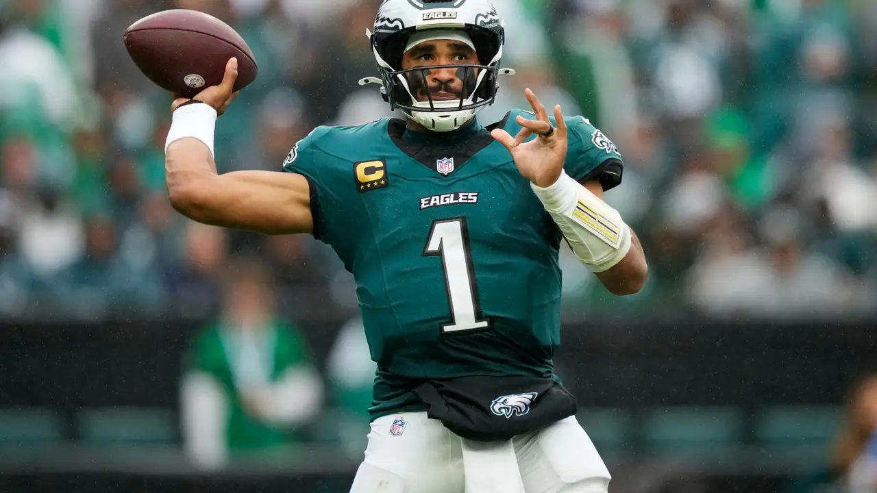 Eagles Without Jalen Hurts Host Dak Prescott Test