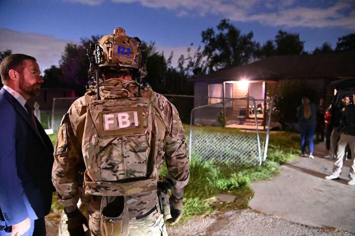 FBI, SWAT conduct multi-location operation in Houston area