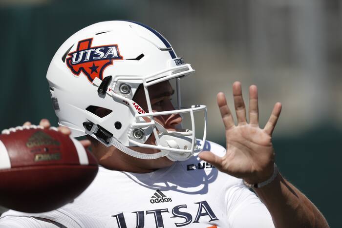 Roadrunners don helmet decals to pay tribute to airman who died while ...