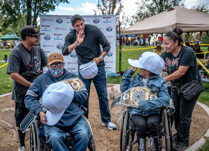 Shiyazh Pete, first Navajo NFL player, recognized on Indigenous Peoples Day