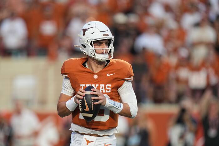 Watch the Red River Rivalry between No. 1 Texas, Oklahoma on KSAT