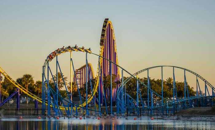 Lawsuit: Man sues SeaWorld San Antonio claiming employee improperly secured safety bar on ride