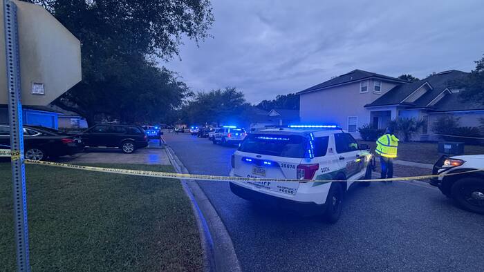 Clay County deputy shoots, kills armed suspect during DCF investigation