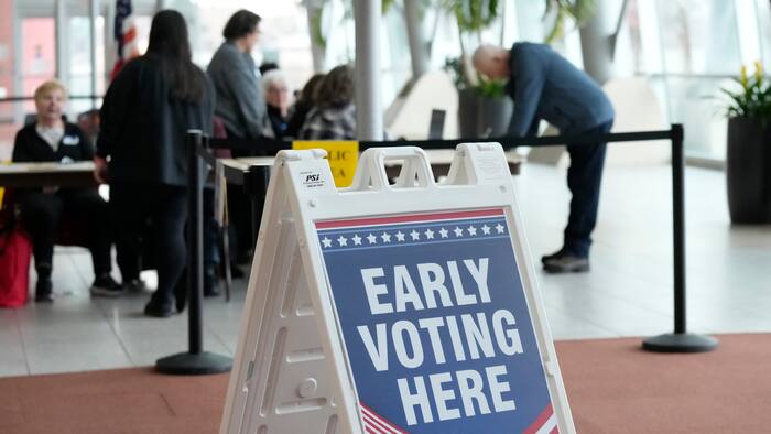 Early_in-person_voting