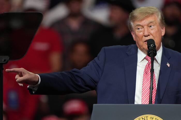 Trump rallies in Kansas as rising farm costs fuel Republican concerns ...
