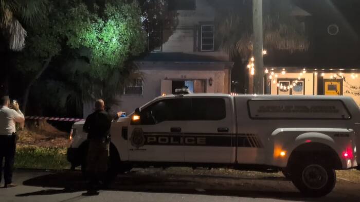 Dead person found in Springfield house fire, JSO says