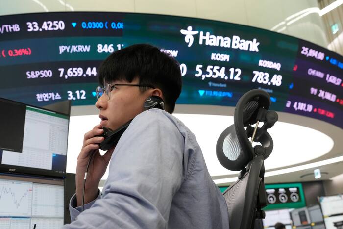 انخفاض أسعار النفط بعد تعليق العقوبات الأمريكية على روسيا