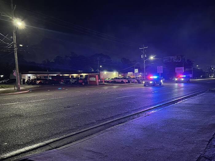 JSO: Woman in stable condition after shooting on Atlantic Boulevard