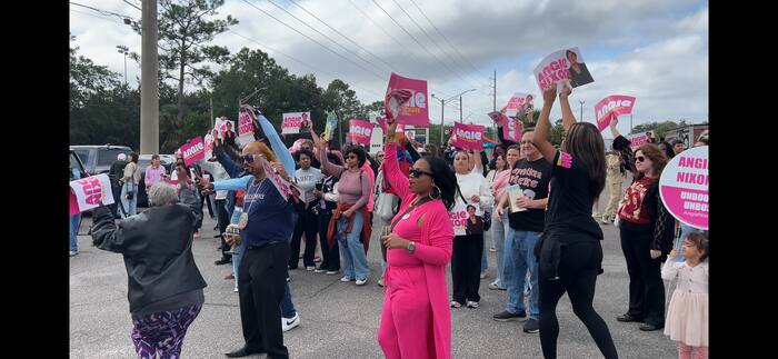 Jacksonville voters march to polls to encourage early voting