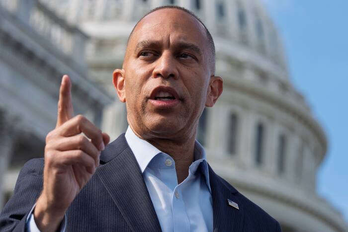 House Democrats plan a first 100-days agenda if they sweep to power in ...
