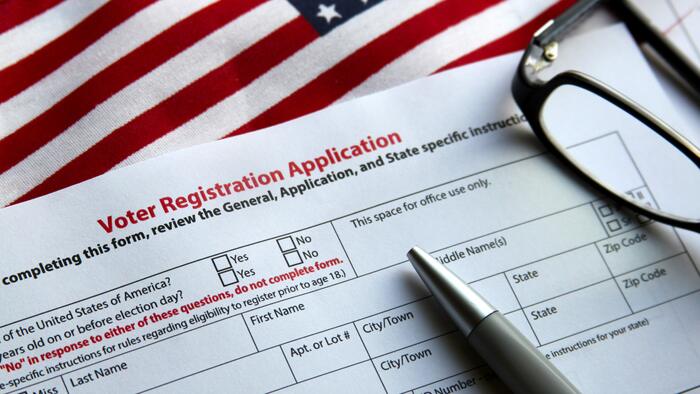 State error in Texas creates huge backlog in voter registration ...