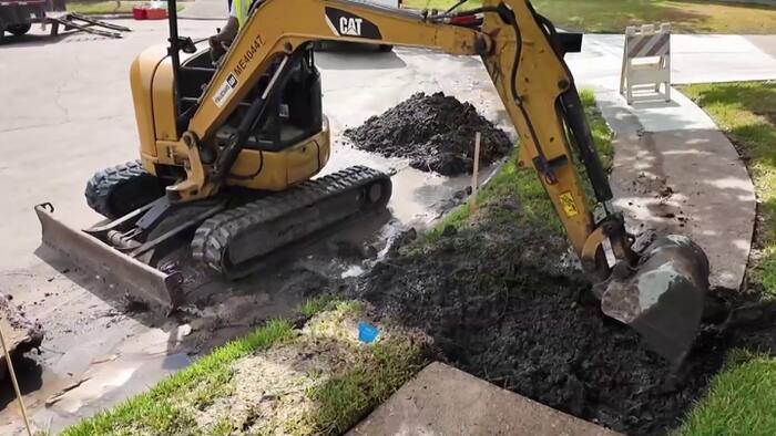 West Houston residents watched water pour into streets for weeks before ...