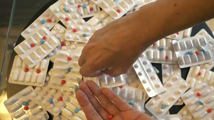 Could paying cash for prescription drugs save you money? What Houston ...