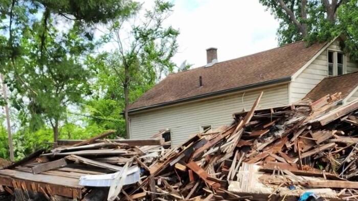 Neighbors speak out after crew demolishes Detroit Land Bank home without permits