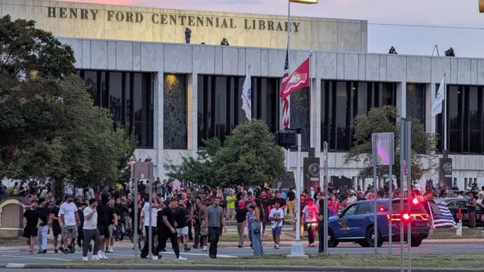 Protest draws large crowd, riot police, several arrests outside ...