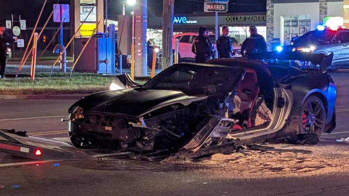 Serious crash, heavy police presence in Dearborn Heights crash