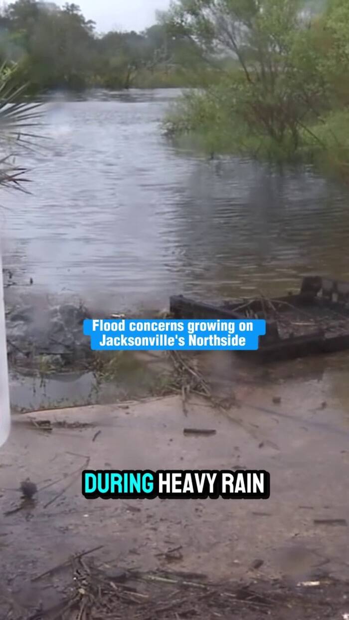 Rising Ribault River threatens homes along Jacksonville’s Ken Knight Drive