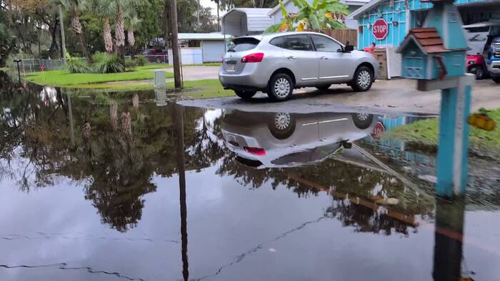 ‘You have to accept it:' Lake County roads underwater as St. Johns River rises