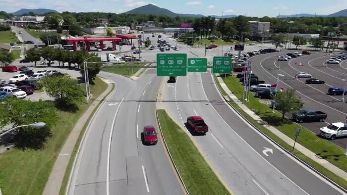 Roanoke’s Williamson Road pilot program cuts crashes by nearly 40%