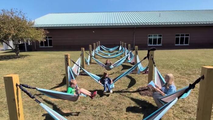 Hammocks, sunshine and books: Montgomery County school takes reading outside