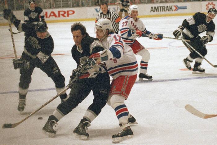 Former NHL player Ron Duguay dies at 69 from cancer