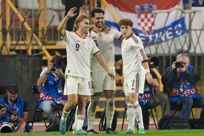 Merino's double preserves Spain unbeaten streak against Croatia