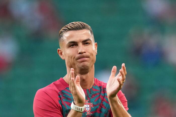 Portugal suspends Ronaldo after walking out on team