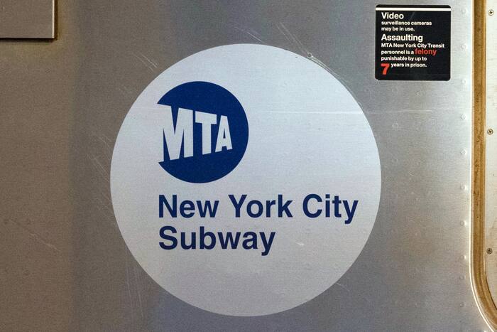 Man fatally shot during argument on Manhattan subway platform