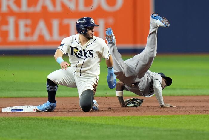 Yankees make three errors in sloppy first inning against Rays