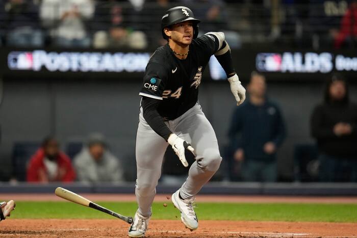White Sox beat Guardians 4-3 to lead ALDS