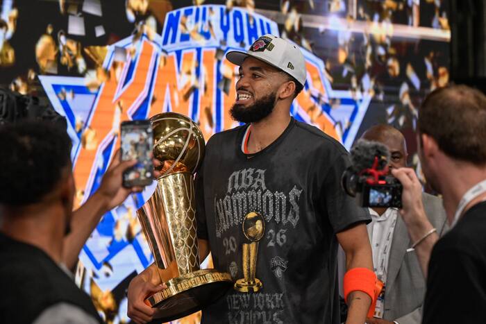 Knicks' Karl-Anthony Towns says extension unlikely before season
