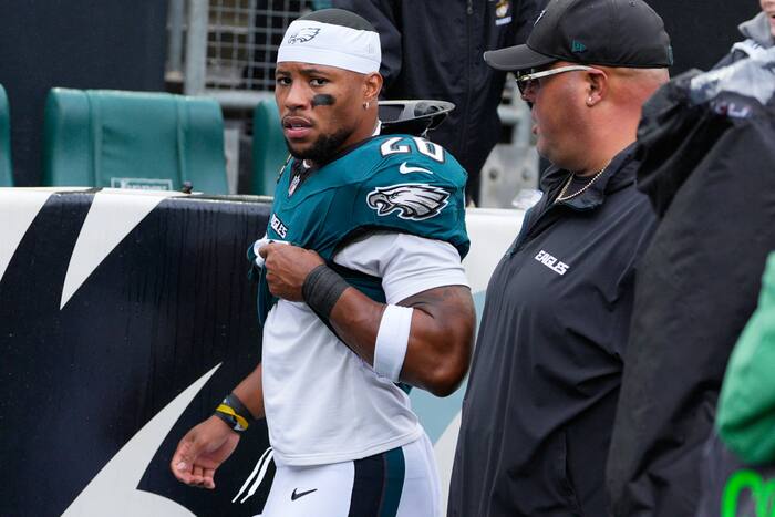 Eagles running back Barkley out with hamstring injury