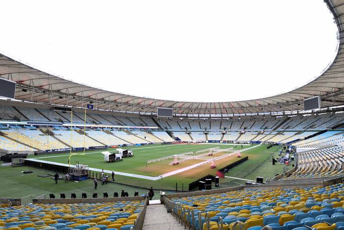 NFLPA says experts are monitoring Maracana Stadium turf ahead of Cowboys-Ravens in Brazil
