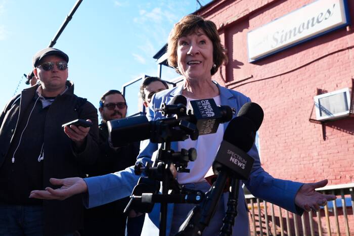 Trump exempts Canadian imports from tariffs to help Collins