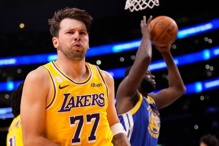Warriors rookie clashes with Doncic in first NBA game