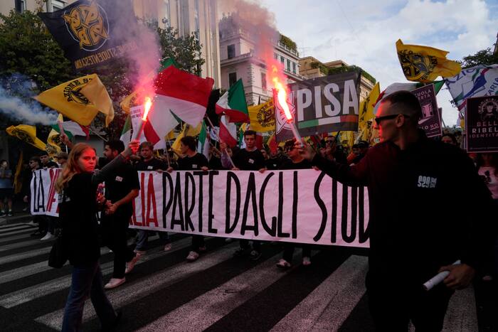 Italy deploys soldiers to Milan ahead of fresh protests
