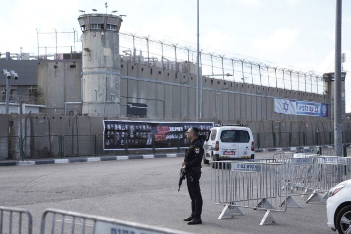 Israeli rights groups report surge in rubber bullet shootings of inmates