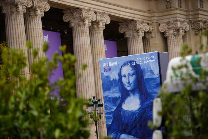 Paris shuts museums and police deploy in big numbers for new protests across France