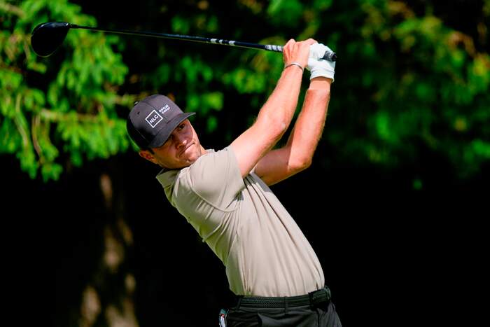 Blanchet leads Bermuda Championship after opening 62