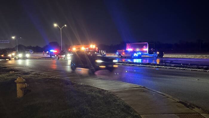 Man hospitalized, 1 facing DWI charges after fiery crash on US Highway 90, SAPD says