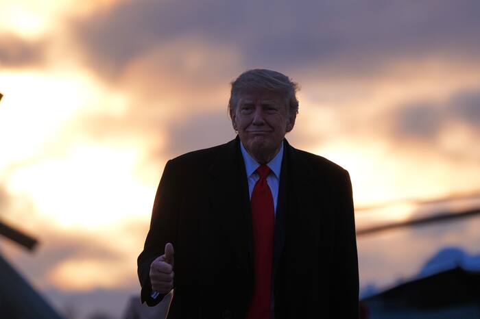 Judge extends block on Trump banning three news outlets from White House