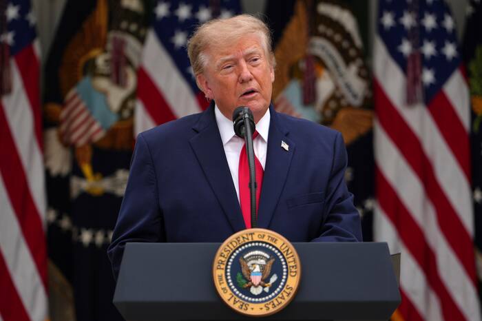 Trump's pharma investments grew as Medicare exemptions passed