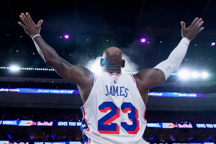 76ers lose to Pistons despite LeBron James arrival