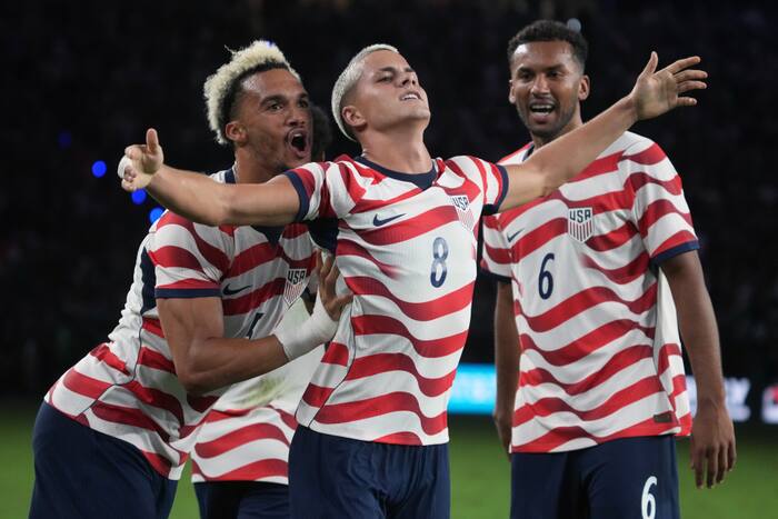 Cavan Sullivan, 17, becomes youngest USMNT goalscorer