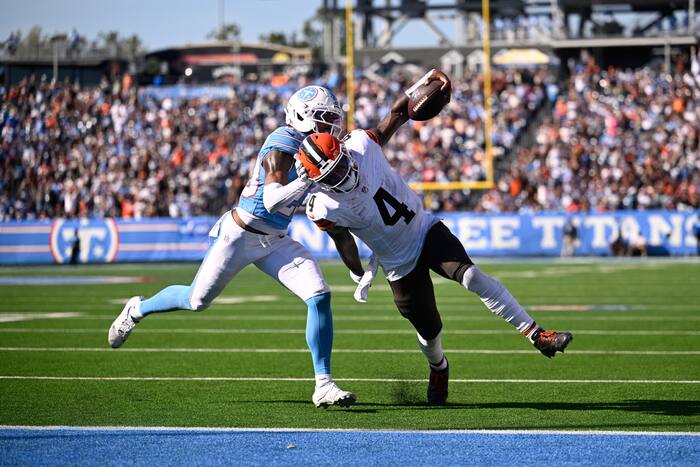 Watson leads Browns past Titans with late field goal