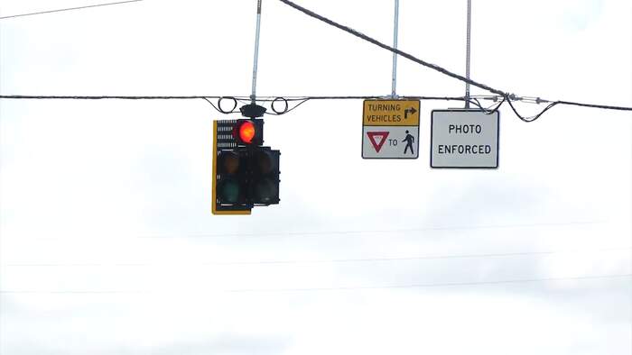 Orlando considers extending red light camera program through 2027