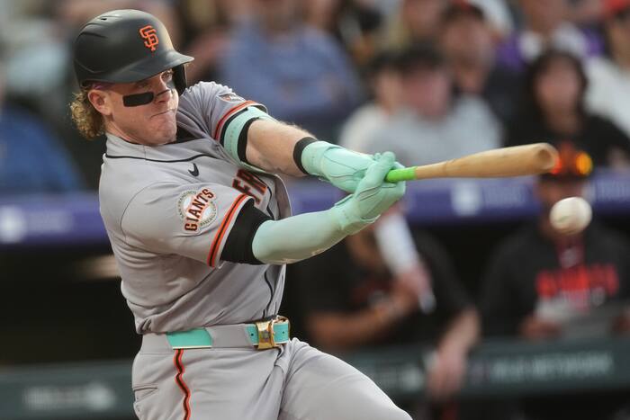 Giants end Dodgers' three-year streak for most injured list days