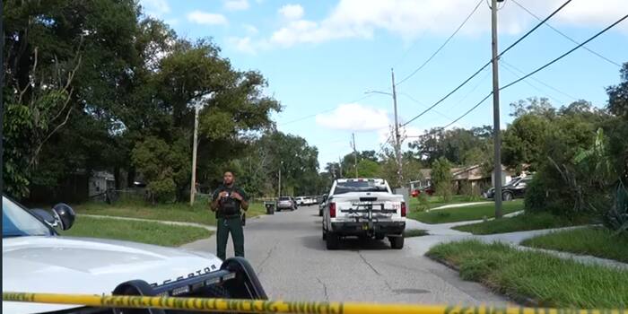 Teen hospitalized after shooting on Liming Avenue in Pine Hills, deputies say
