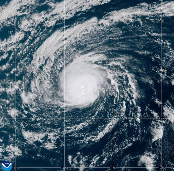 Hurricane Nolo Strengthens to Category 3 Over the Remote Pacific