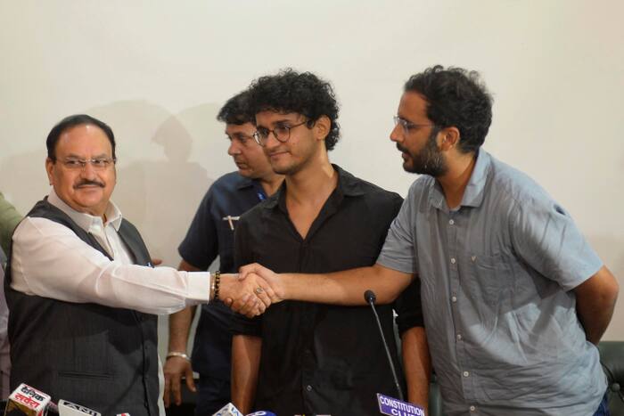 Cockroach movement leaders jailed after New Delhi protest